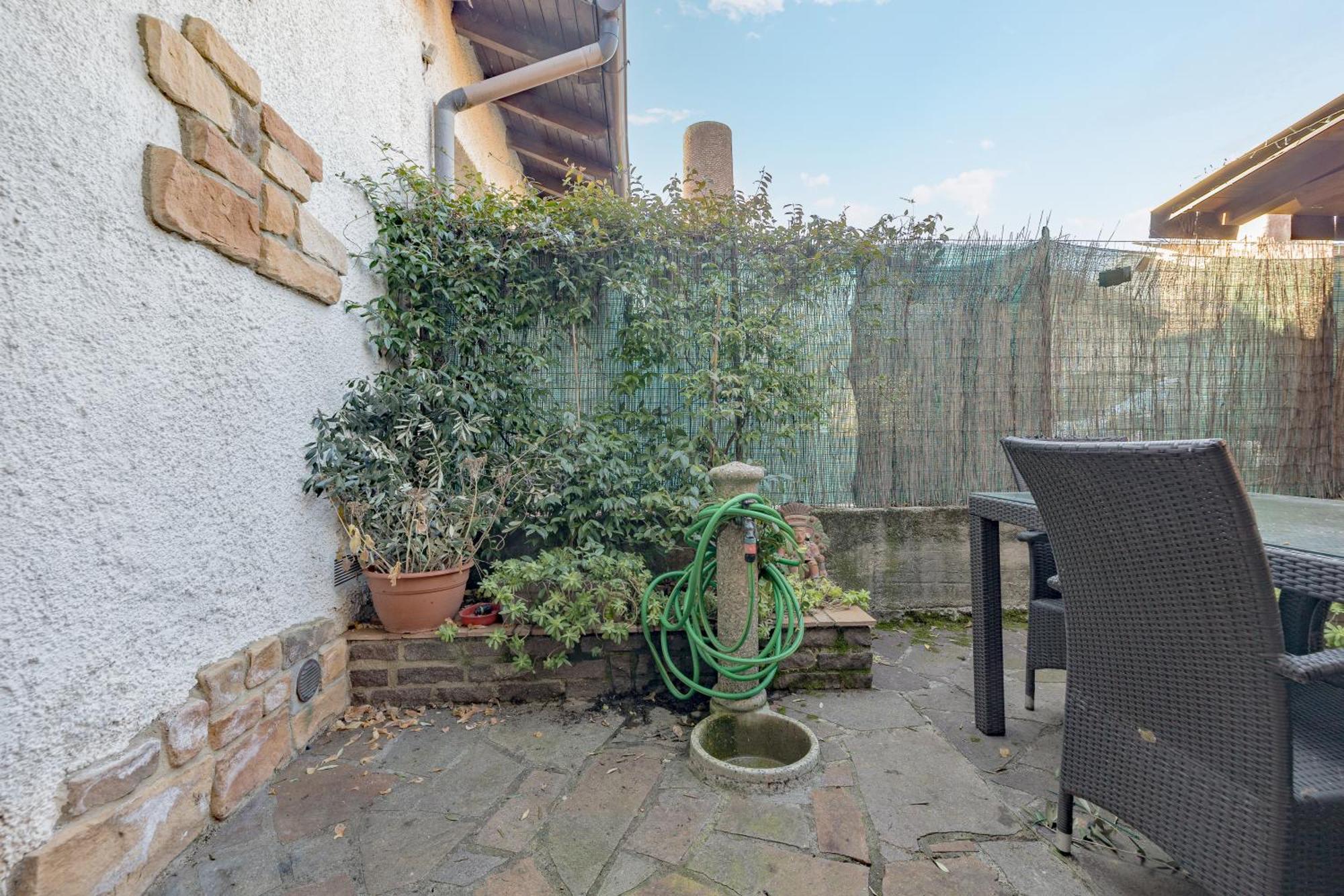 Malpensa Jacuzzi House Villa Ferno Exterior photo